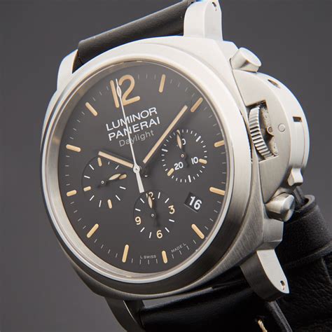 luminor panerai automatic chrono.